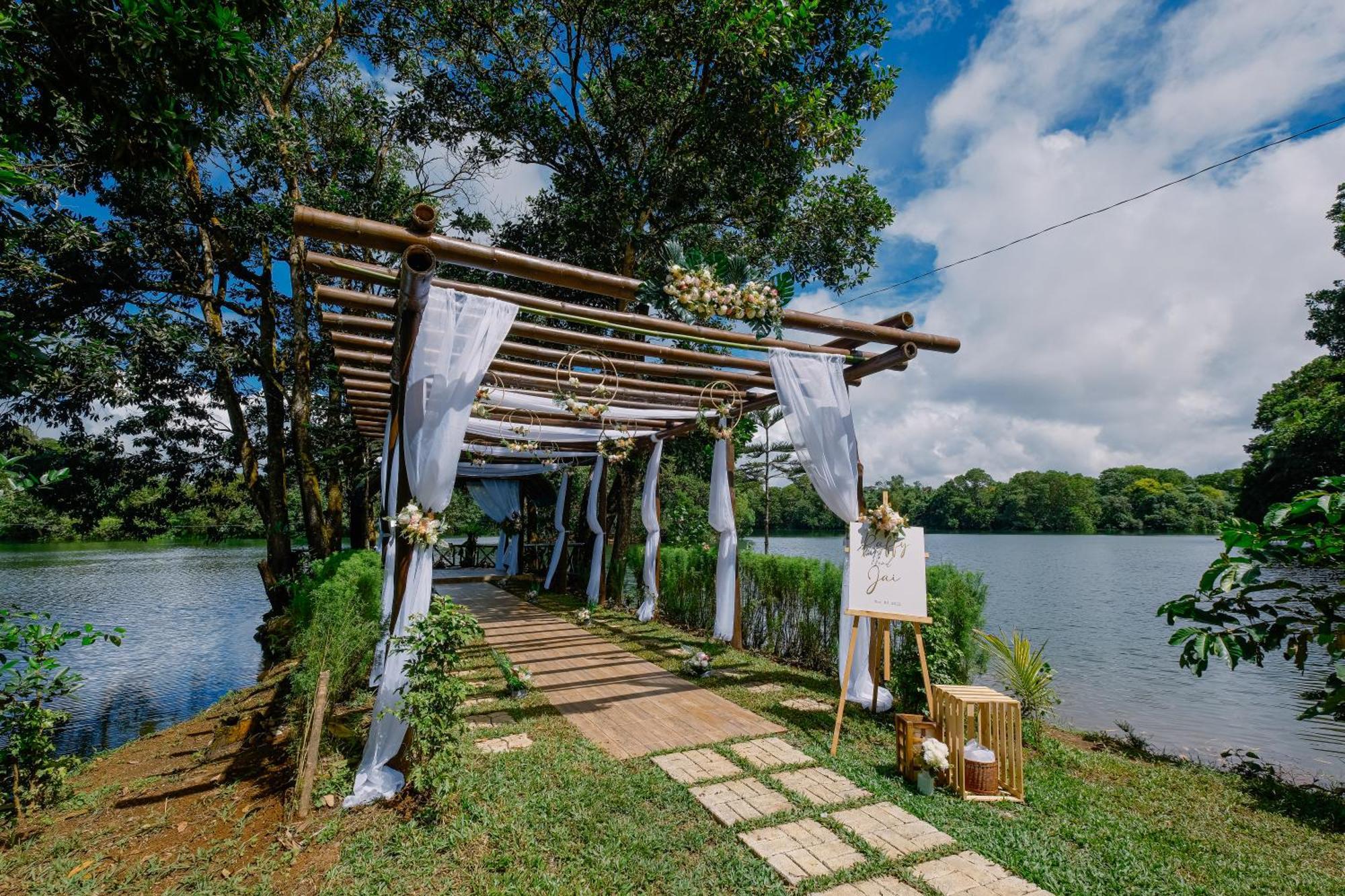 Almost Heaven Lake Resort By Cocotel Cavinti Zewnętrze zdjęcie
